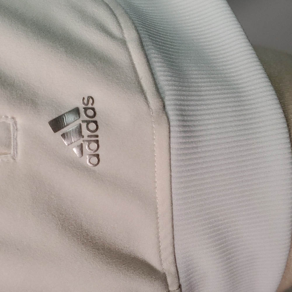 ADIDAS, WOMEN'S Golf vest. White zip up. 2 pockets.‎ Size medium. - Picture 3 of 14
